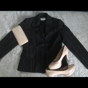 KASPER BLACK PINSTRIPED BLAZER 4P